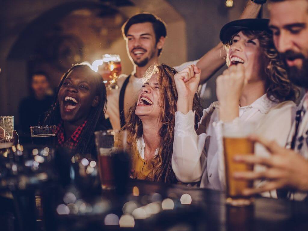 Midnight Pulse: Istanbul Party Pub Crawl